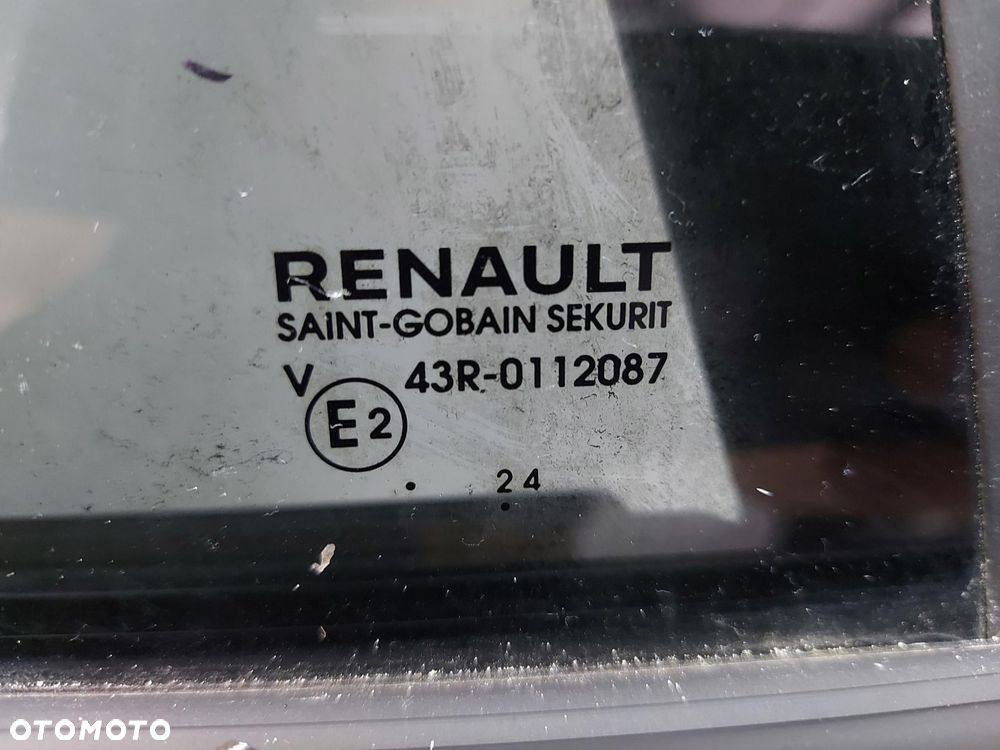 RENAULT Scenic E-Tech V 5 Drzwi tył prawy 2024 - 3