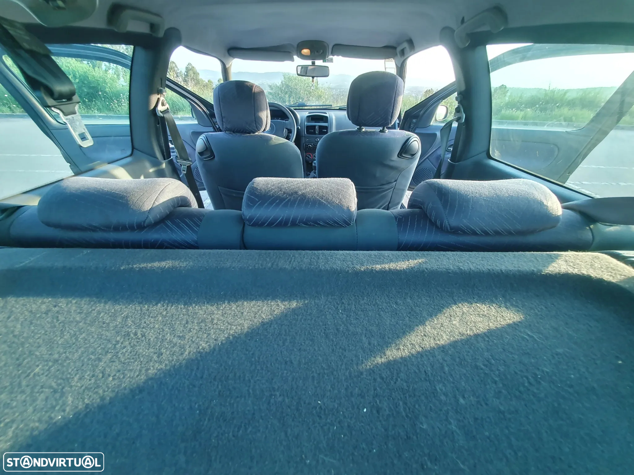 Renault Clio 1.2 16V Expression QuickS - 10
