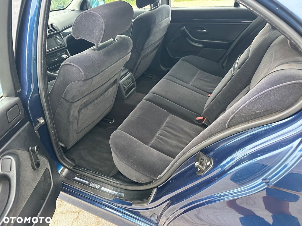 BMW Seria 5 - 22