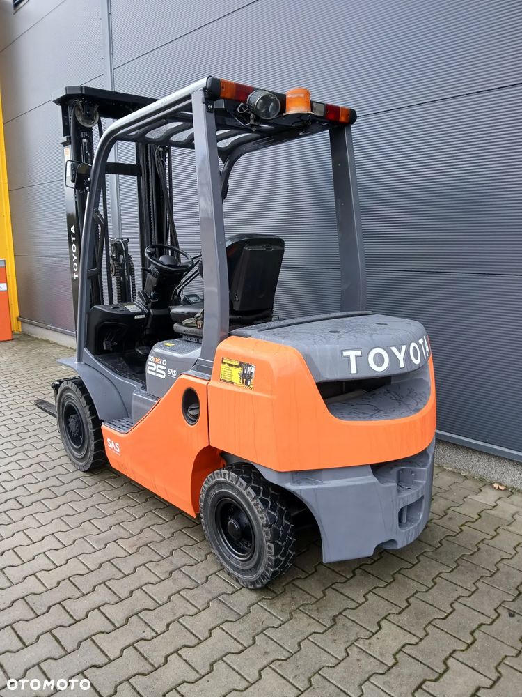 Toyota 52-8FDF25 - 5