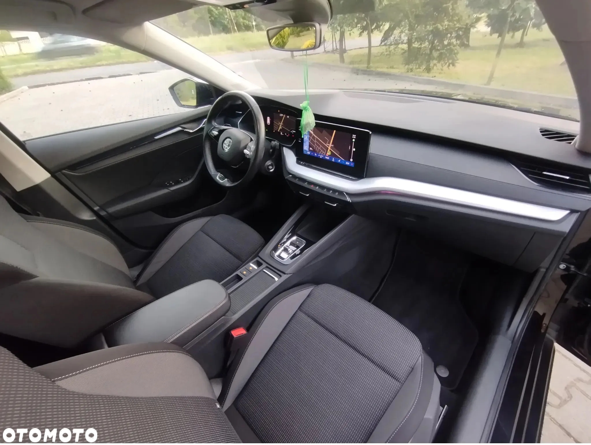 Skoda Octavia 2.0 TDI DSG Ambition - 5
