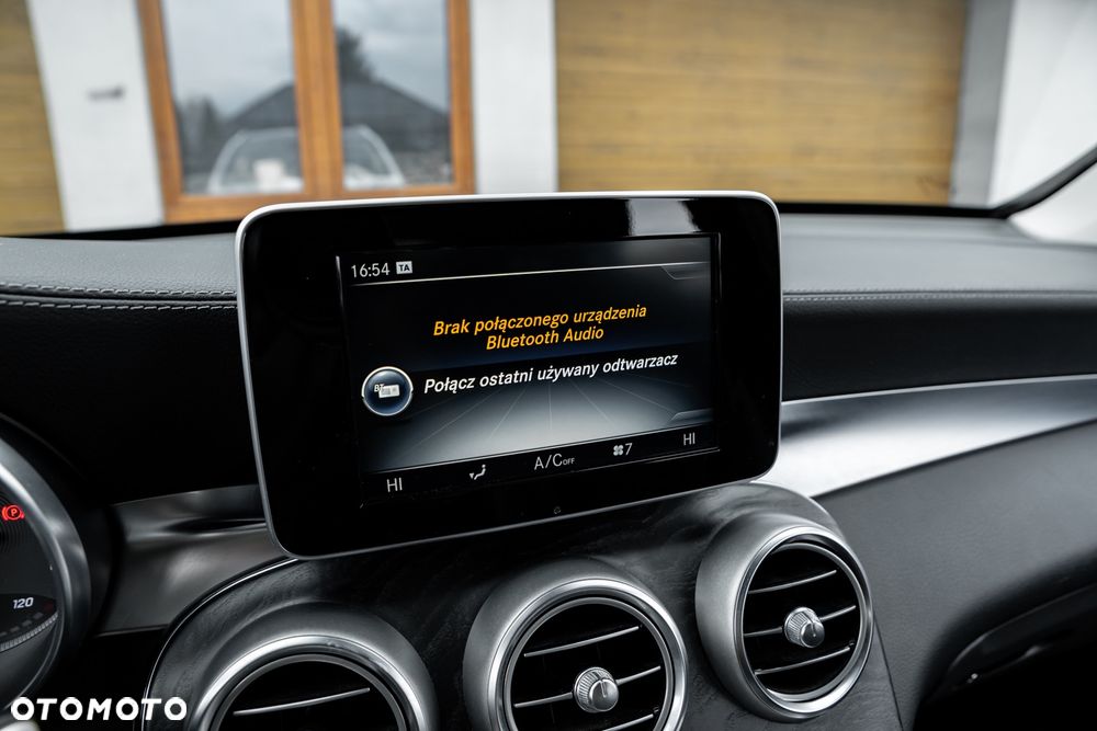 Mercedes-Benz GLC 250 d 4Matic 9G-TRONIC AMG Line - 37