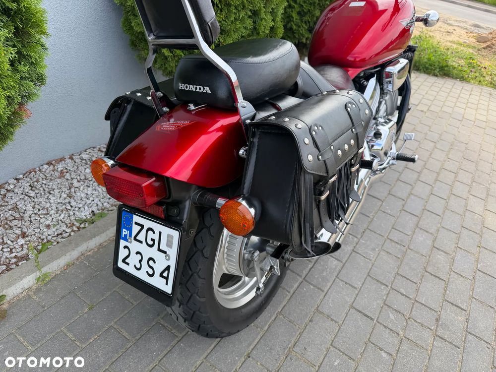Honda VF - 24