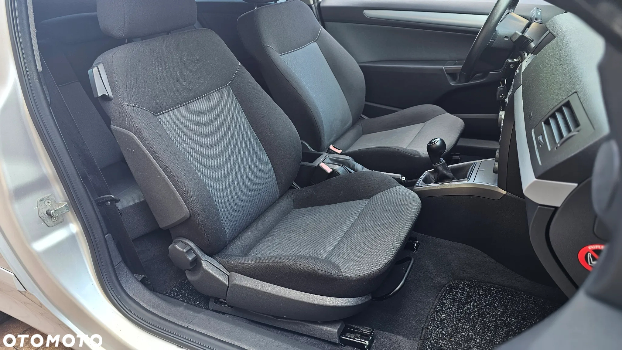 Opel Astra - 20