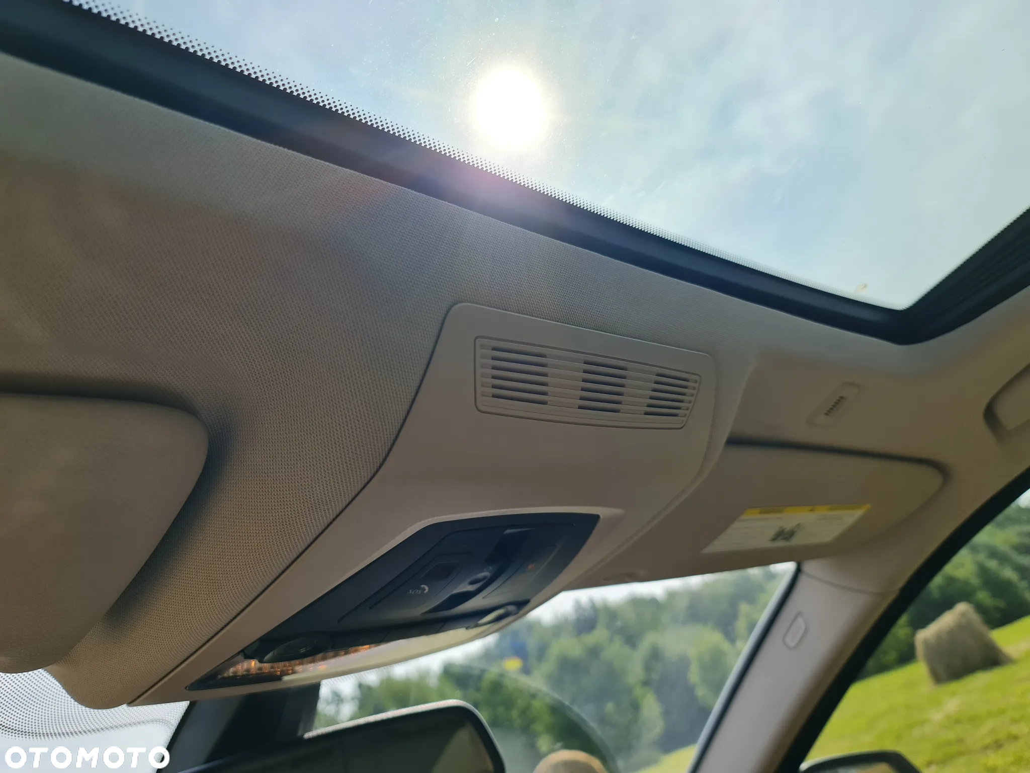 BMW Seria 5 528i xDrive - 36