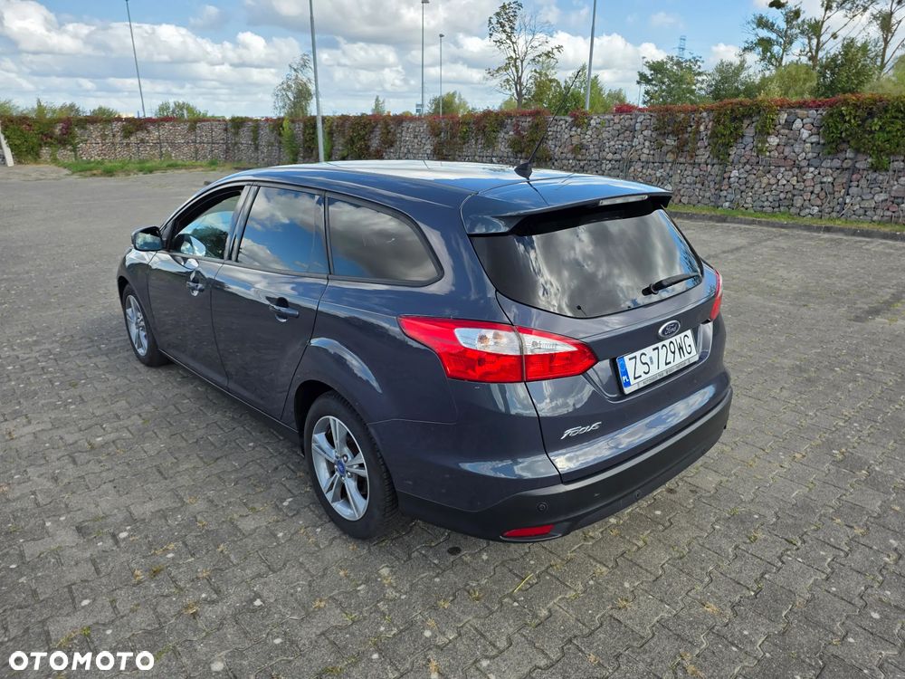 Ford Focus 1.6 TI-VCT Champions Edition - 4