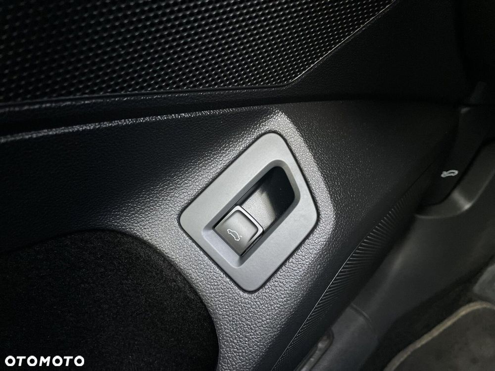 Volkswagen Passat 2.0 TSI 4Mot Elegance DSG - 32