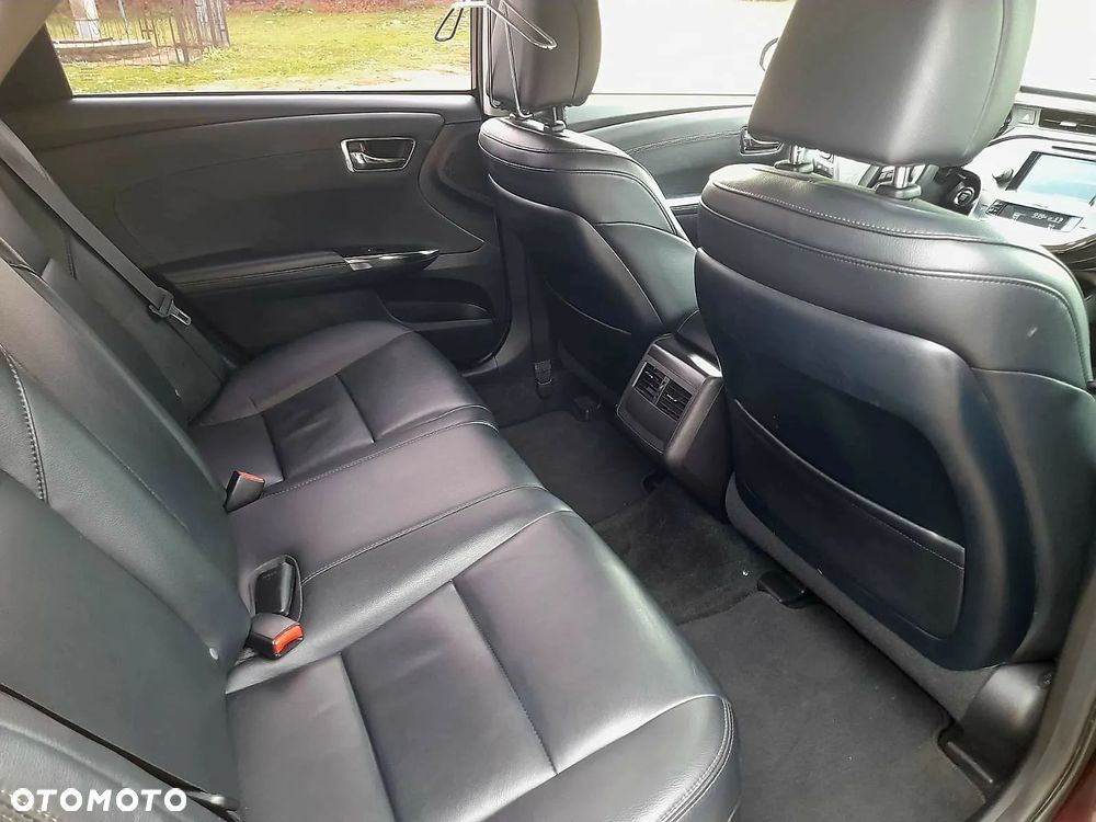 Toyota Avalon - 8
