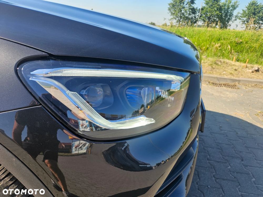 Mercedes-Benz GLC 300 4Matic 9G-TRONIC AMG Line - 18