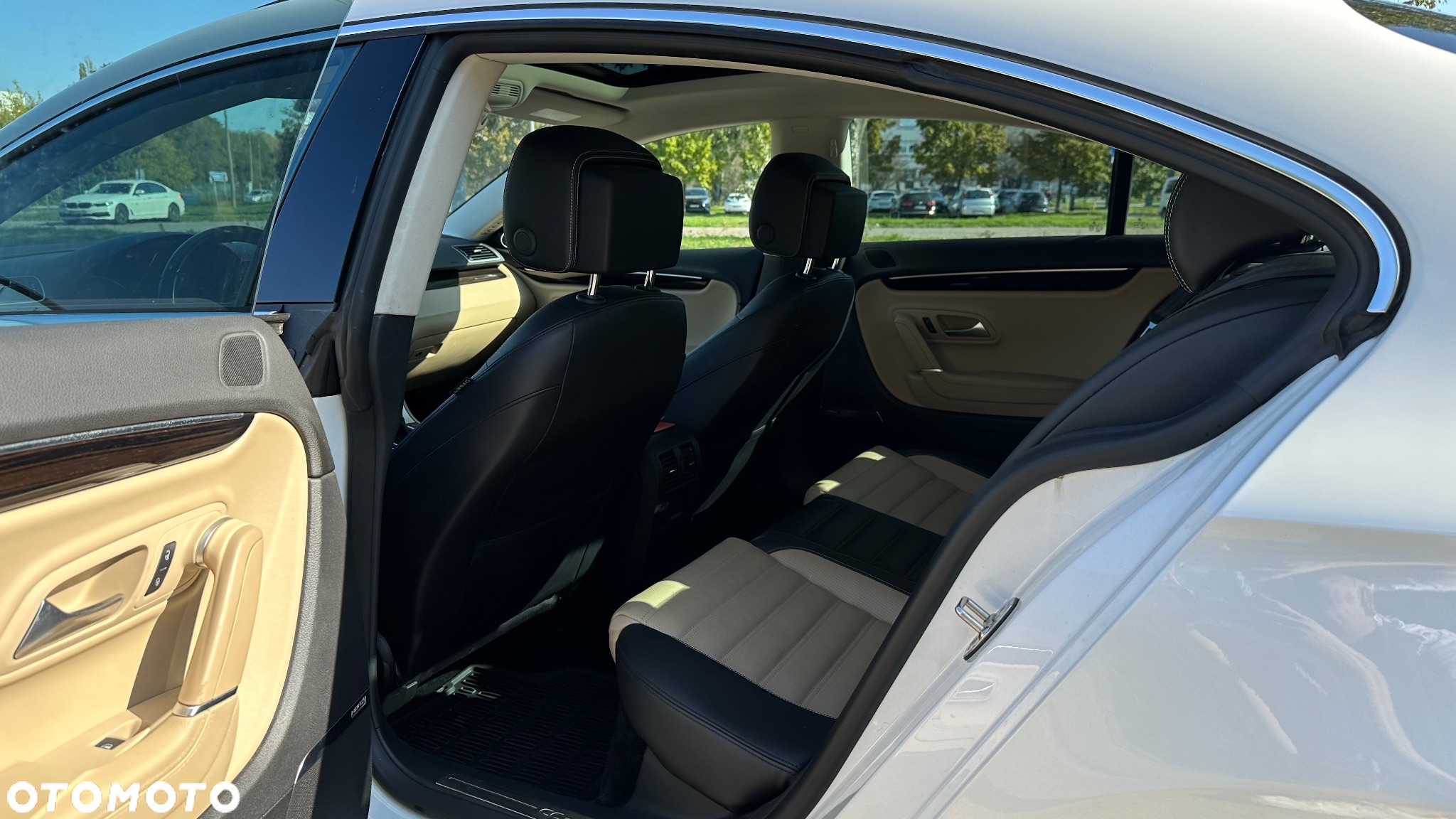 Volkswagen CC 3.6 V6 4Motion DSG - 19
