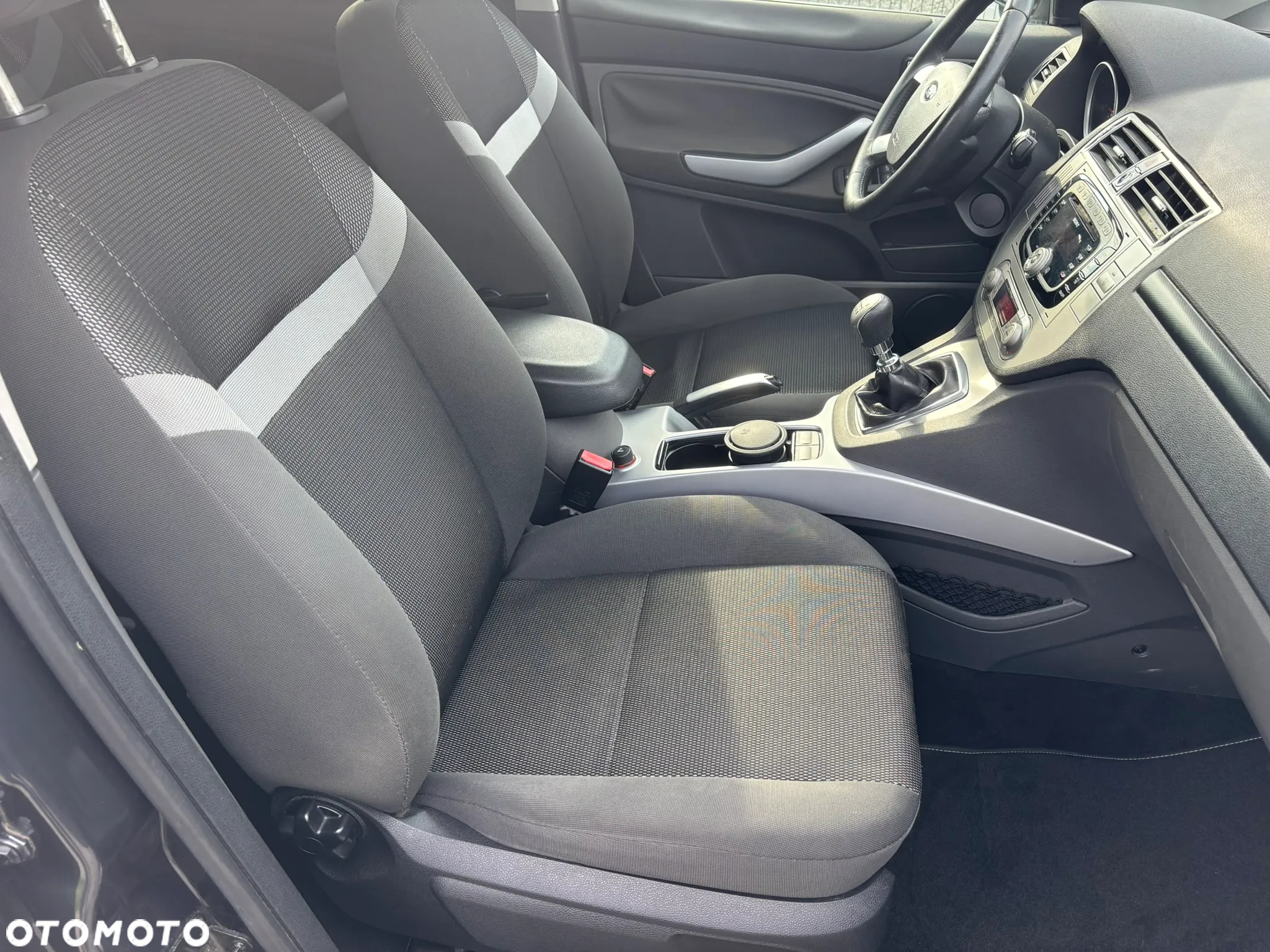 Ford Kuga 2.0 TDCi Titanium - 23