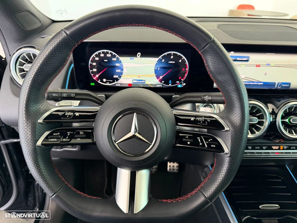 Mercedes-Benz GLB 180 d AMG Line - 13