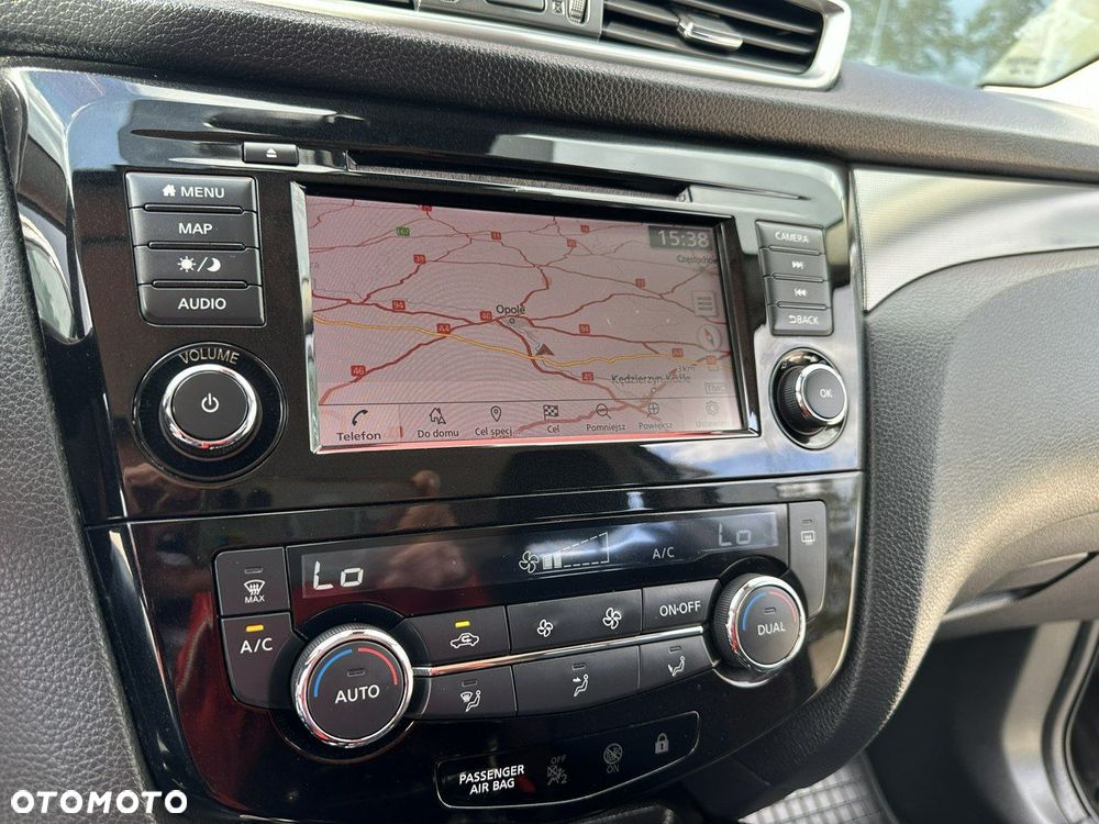Nissan Qashqai 1.7 dCi N-Connecta - 23