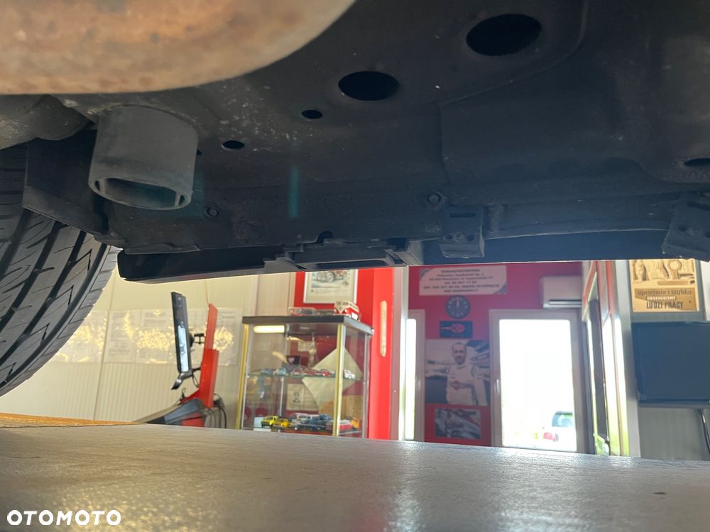 Opel Astra 1.4 T Sport S&S EU6 - 33