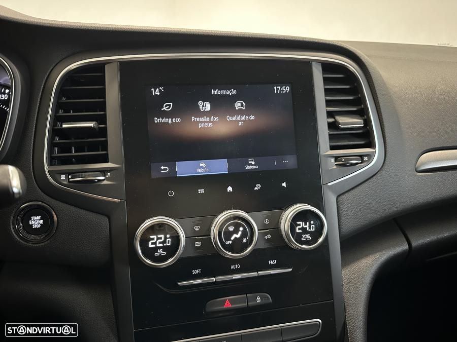 Renault Mégane Sport Tourer - 28