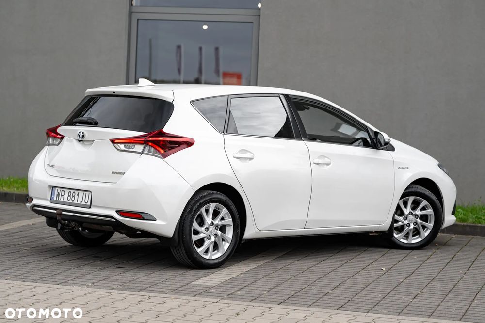 Toyota Auris 1.8 HSD Luna - 15