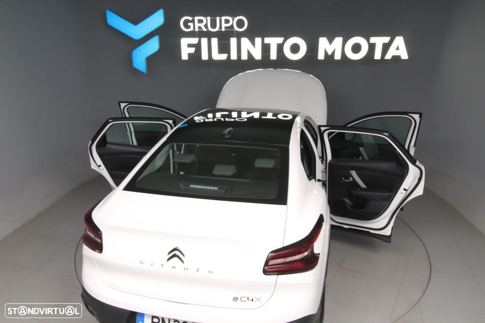Citroën e-C4 X 50 kWh Plus - 10