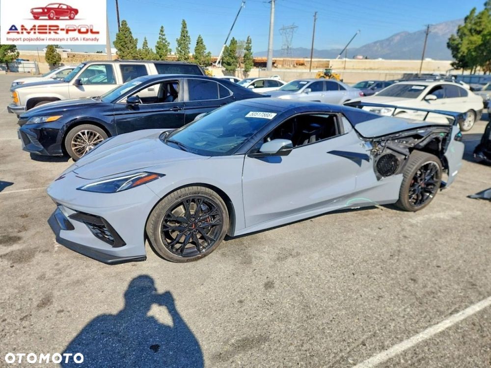 Chevrolet Corvette - 1