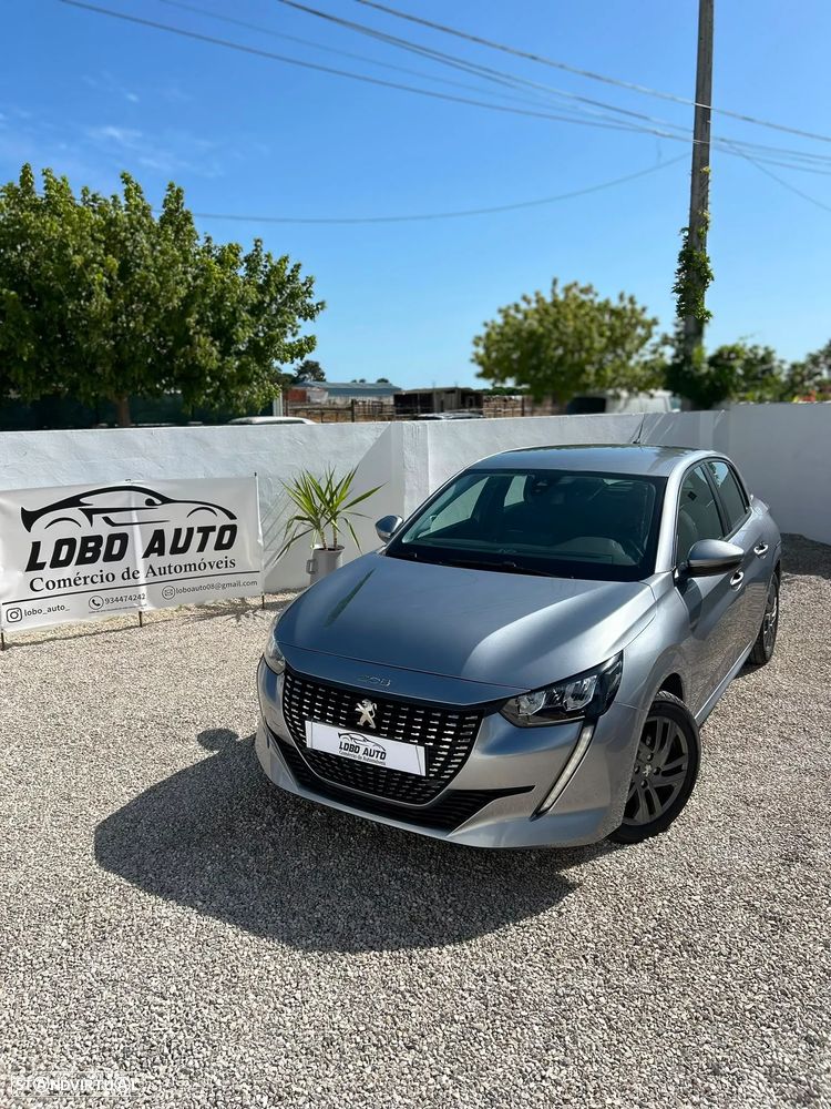 Peugeot 208 - 1