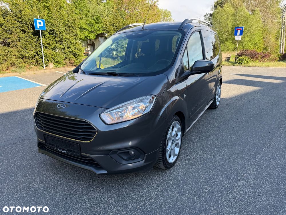Ford Tourneo Courier 1.0 EcoBoost S&S Titanium - 1