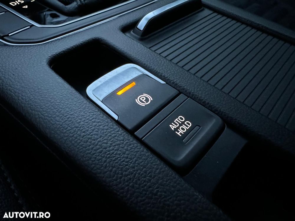 Volkswagen Passat 1.6 TDI (BlueMotion Technology) DSG Comfortline - 32