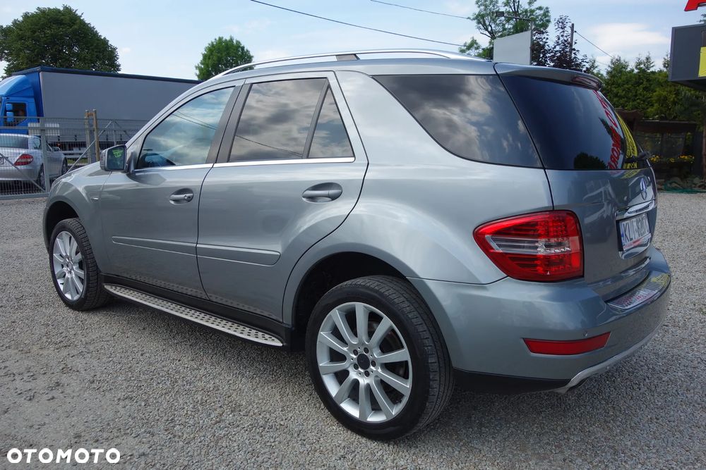 Mercedes-Benz Ml 2011 photo 5