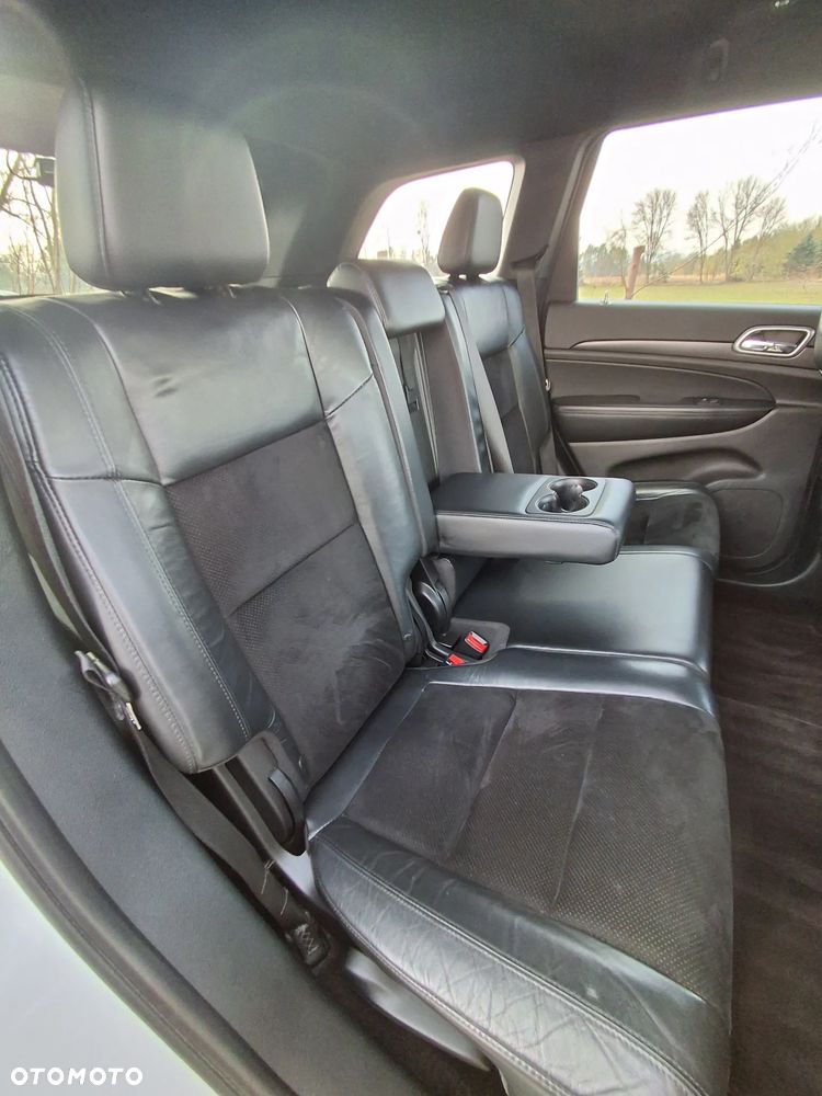 Jeep Grand Cherokee - 13
