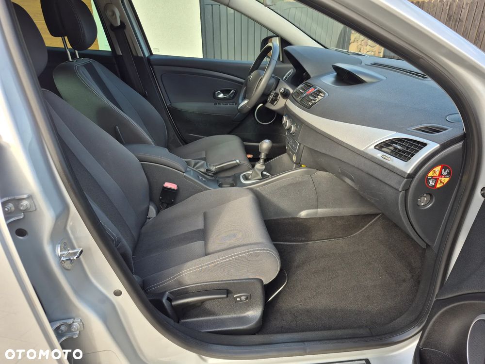 Renault Megane 1.6 16V Expression Euro5 - 17