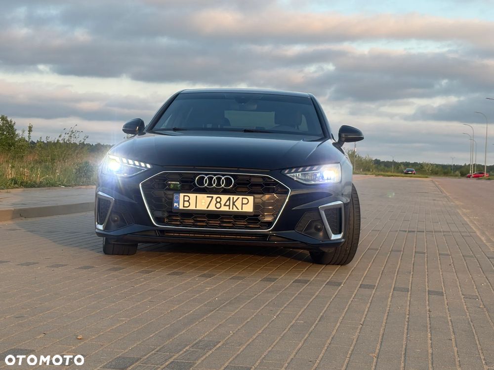 Audi A4 Limousine - 3