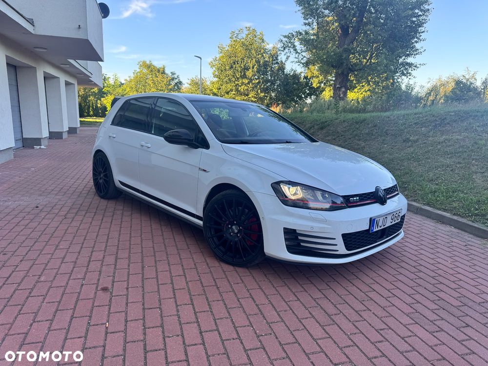 Volkswagen Golf 2.0 TSI BMT GTI Performance DSG - 3