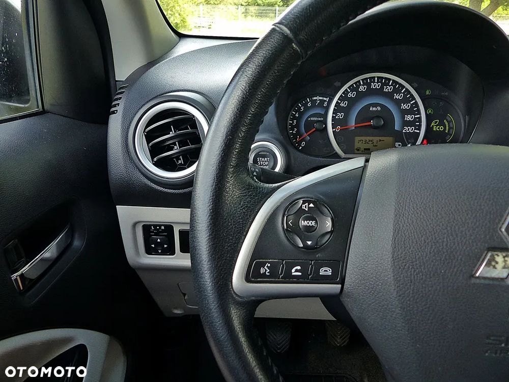 Mitsubishi Space Star 1.2 Intense - 30