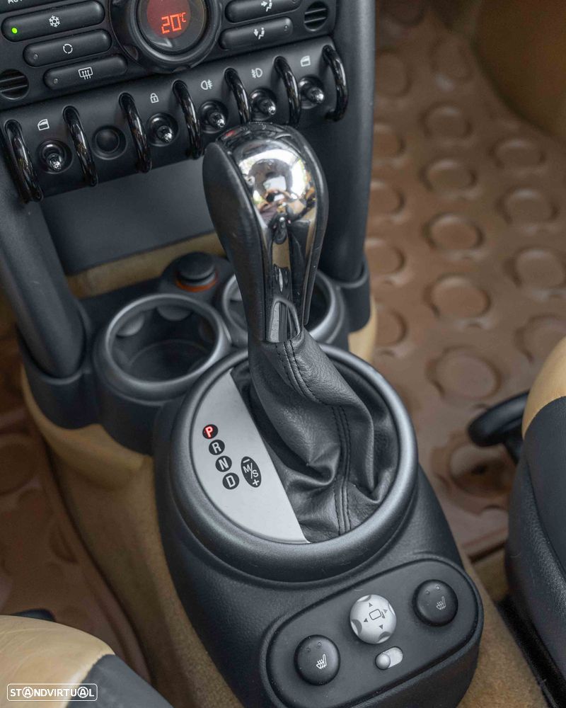 MINI 3 Portas Cooper Aut. - 21