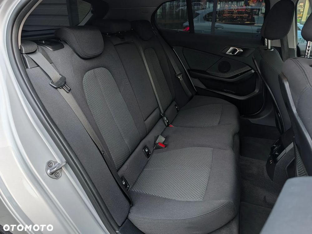 BMW Seria 1 116d EfficientDynamics Edition - 18