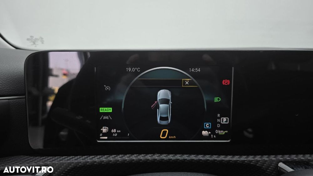 Mercedes-Benz A - 17