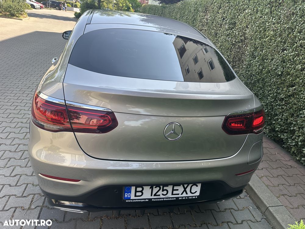Mercedes-Benz GLC Coupe 300 e 4Matic 9G-TRONIC AMG Line - 2