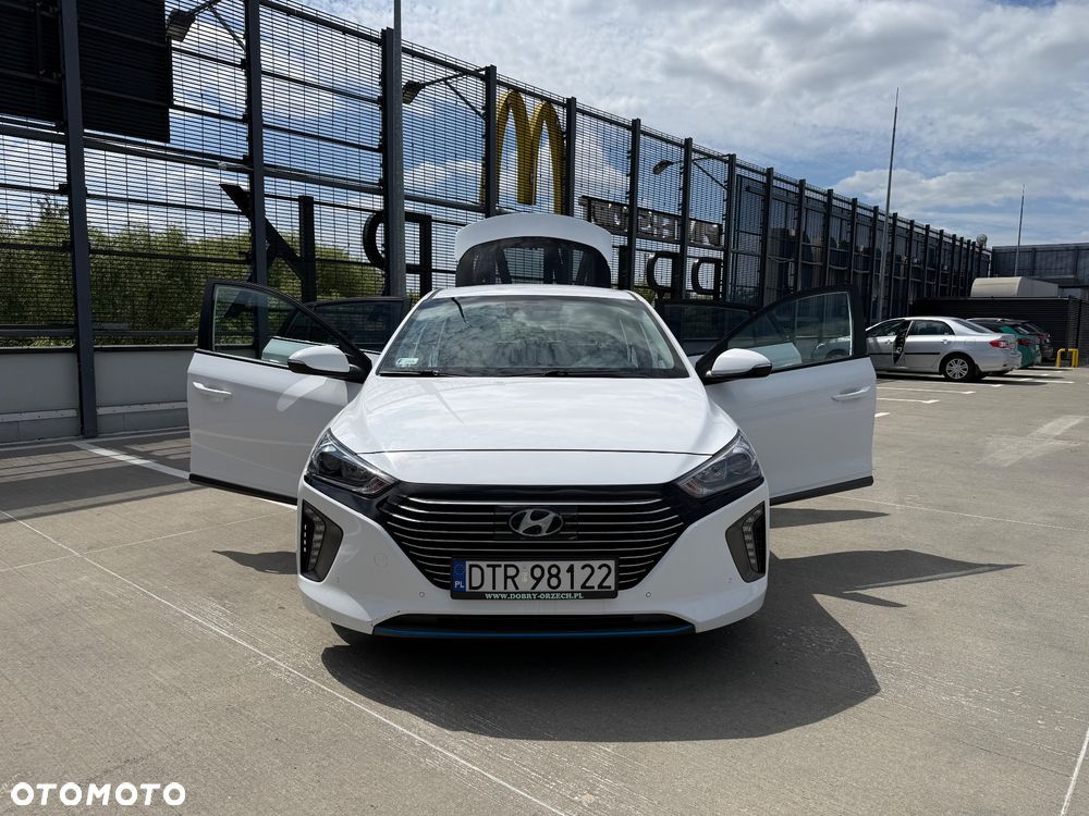 Hyundai IONIQ Hybrid Business - 5