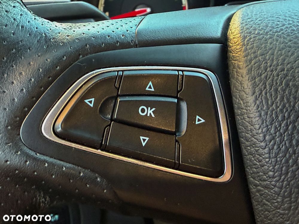Ford Focus 2.0 EcoBoost ST-2 - 22