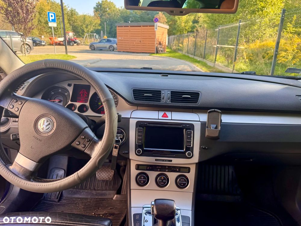 Volkswagen Passat 2.0 TDI DPF Comfortline DSG - 11