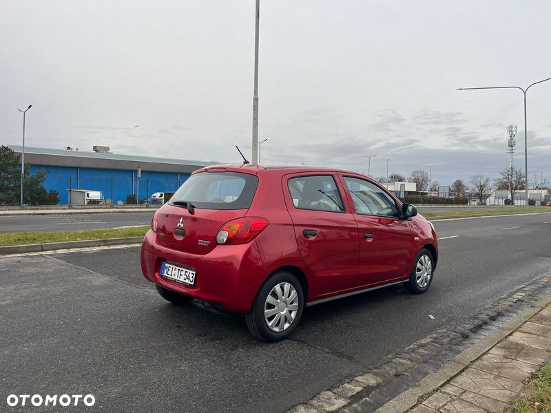 Mitsubishi Space Star - 4