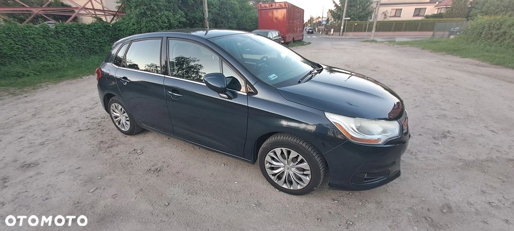 Citroën C4 1.6 HDi Attraction - 11