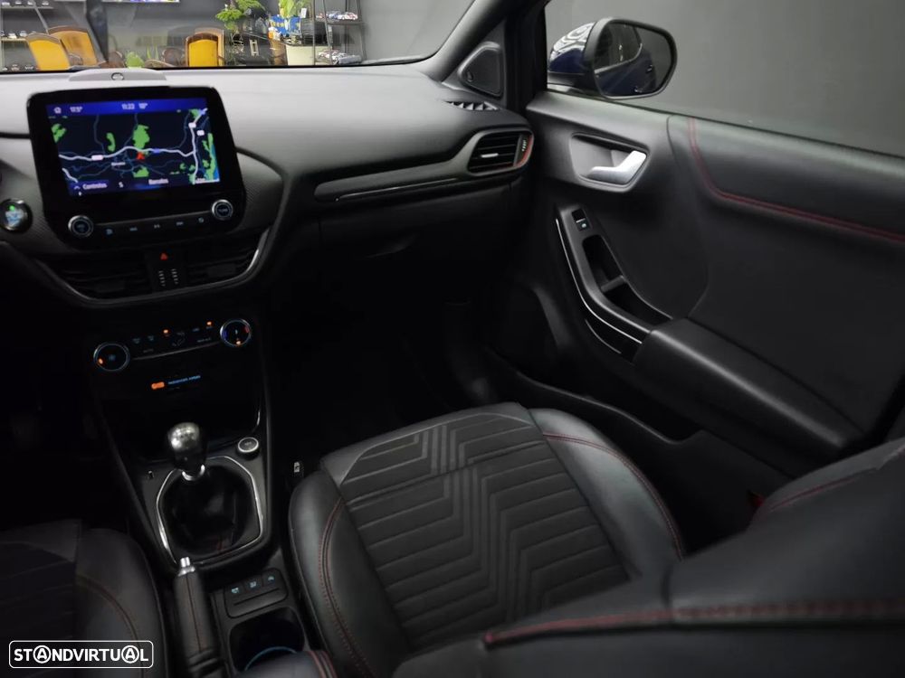 Ford Puma 1.0 EcoBoost Hybrid ST-LINE X DESIGN - 30
