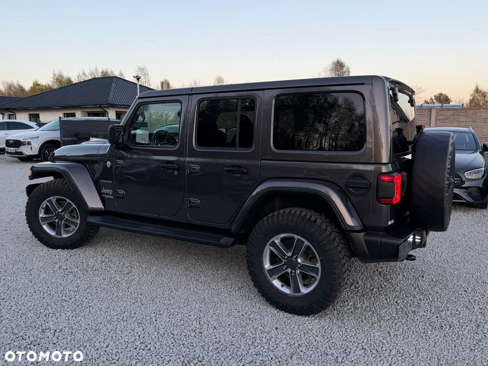 Jeep Wrangler 3.6 Unlim Sahara - 9