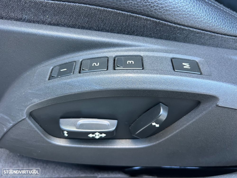 Volvo C30 1.6 D Drive Momentum - 28