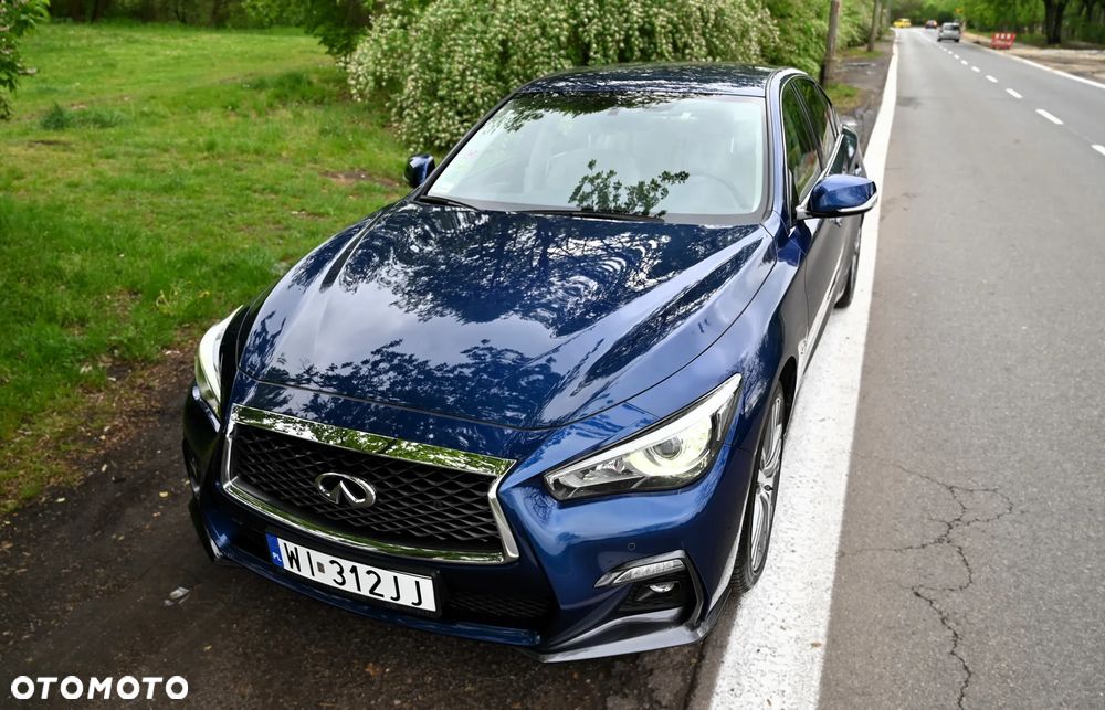 Infiniti Q50 - 2