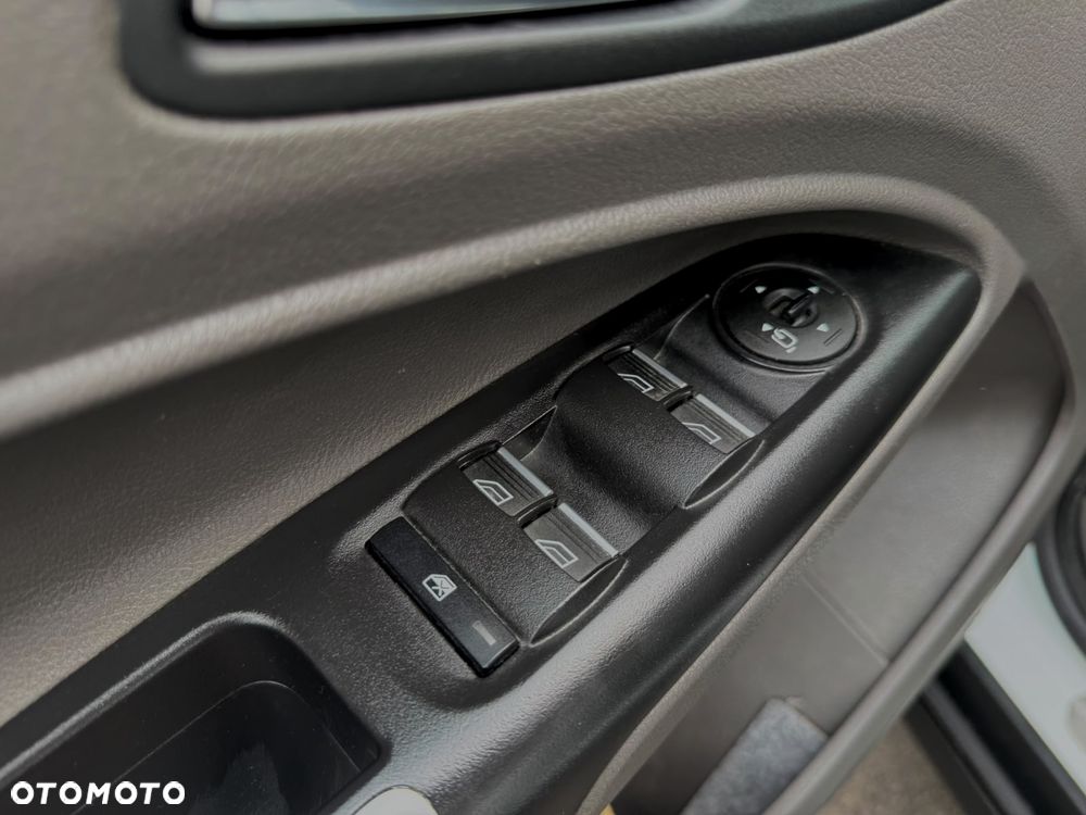 Ford Tourneo Connect 1.5 EcoBlue Active - 17