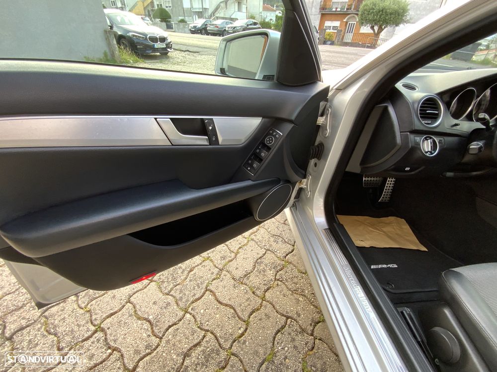 Mercedes-Benz C 220 - 7