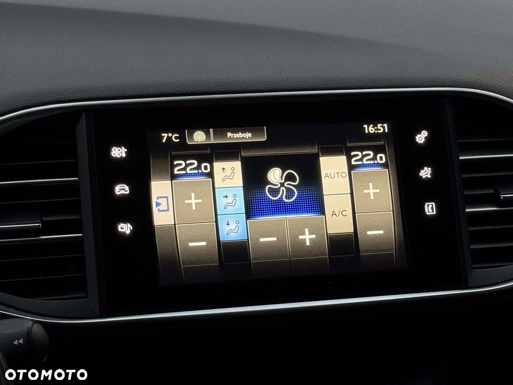 Peugeot 308 1.2 PureTech GPF GT Pack S&S - 24