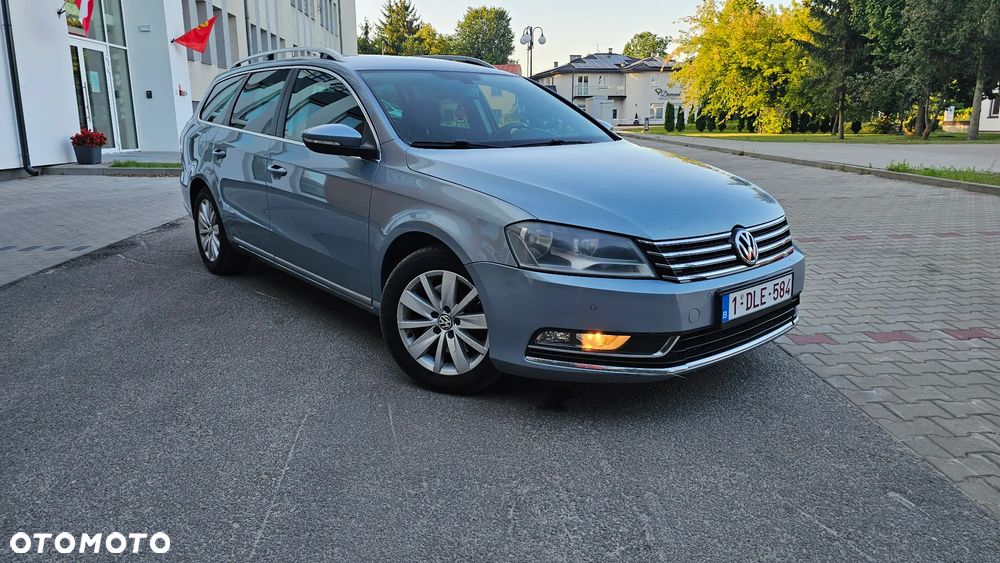 Volkswagen Passat 2.0 TDI Comfortline - 26