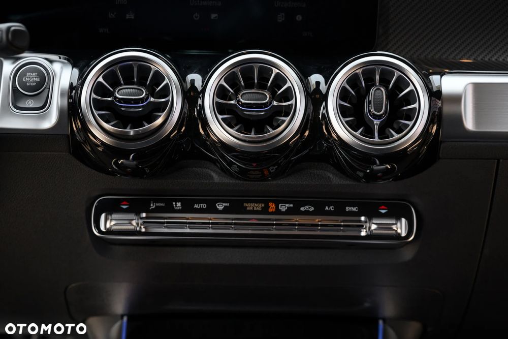Mercedes-Benz GLB 200 AMG Line 7G-DCT - 15