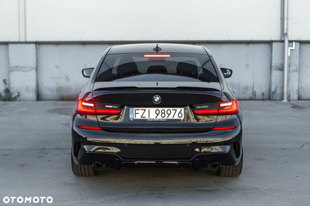 BMW Seria 3 320d xDrive M Sport Shadow - 18